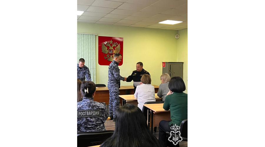 В Магадане отметили 73-ю годовщину образования вневедомственной охраны Росгвардии