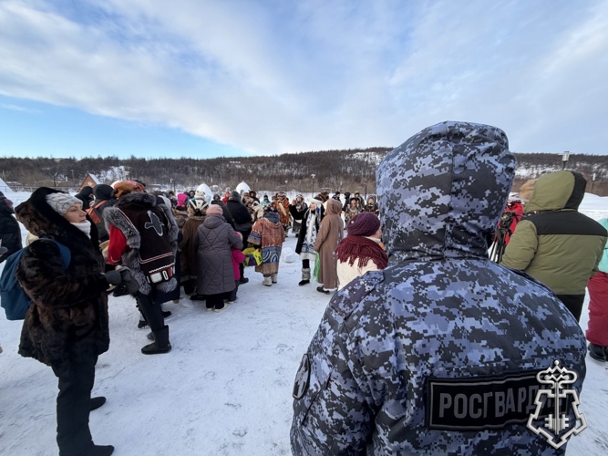 На Колыме Росгвардия и МВД обеспечили безопасность проведения национального праздника Туйгивин