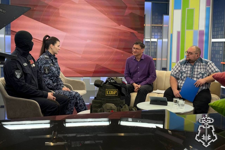 Росгвардейцы выступили спикерами в программе «Мужской день» на телеканале "Колыма-плюс"